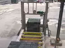 自動收磚機(jī)、碼垛機(jī)帶浸水效果